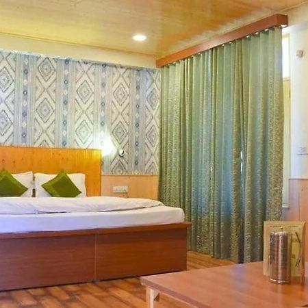 Hotel Seraj International Маналі Екстер'єр фото