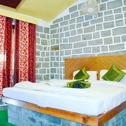 Hotel Seraj International Маналі Екстер'єр фото